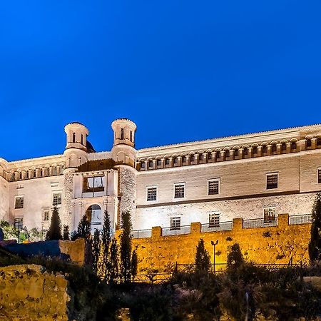Hospederia Palacio Papa Luna Illueca Buitenkant foto